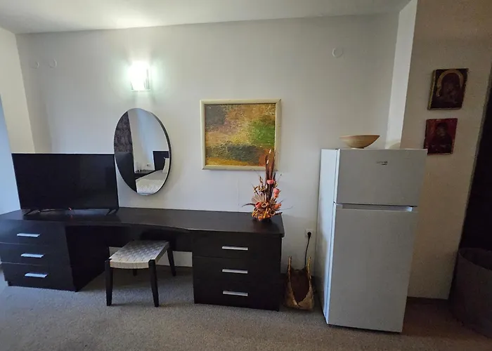 студио за двама в сарафово Apartamento