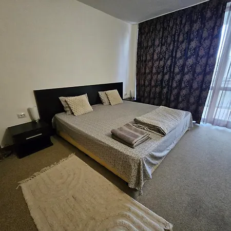 студио за двама в сарафово Apartamento Burgas